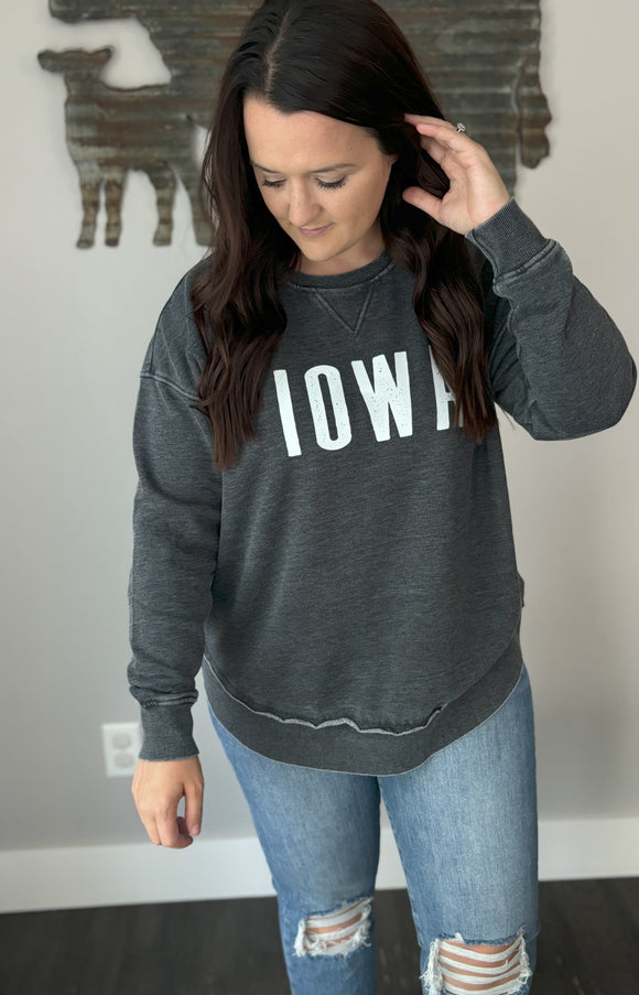 Iowa Campus Pullover